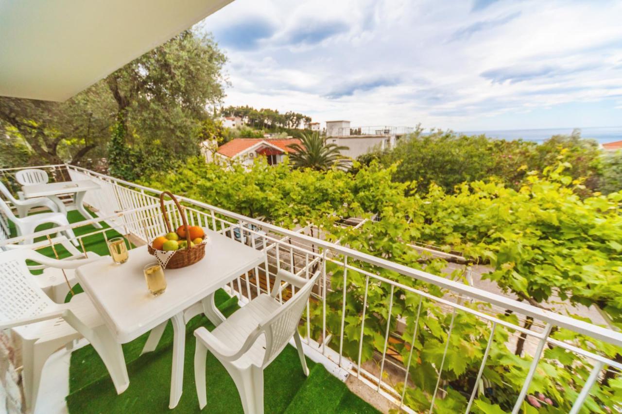 Apartmani Steni Sveti Stefan Exteriör bild