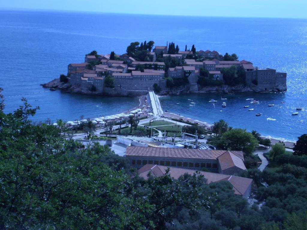 Apartmani Steni Sveti Stefan Exteriör bild